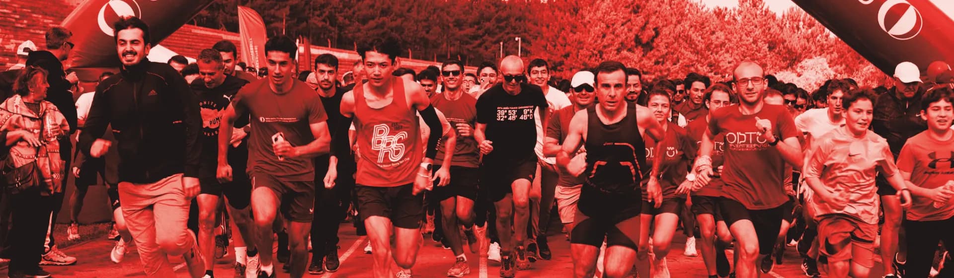 ODTÜ koşusunda başlangıç çizgisinden hareket eden koşucular